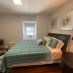 Cozy 1 Bedroom Apartment