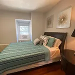 Cozy 1 Bedroom Apartment