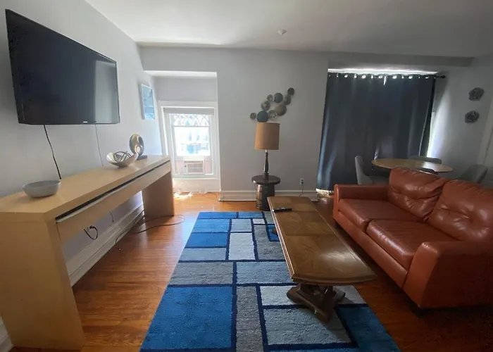 Cozy 1 Bedroom Apartment